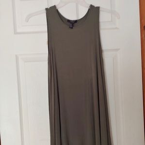 Green Sleeveless Shift Dress